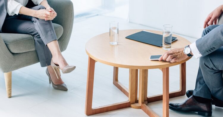 4 ways to avoid useless meetings