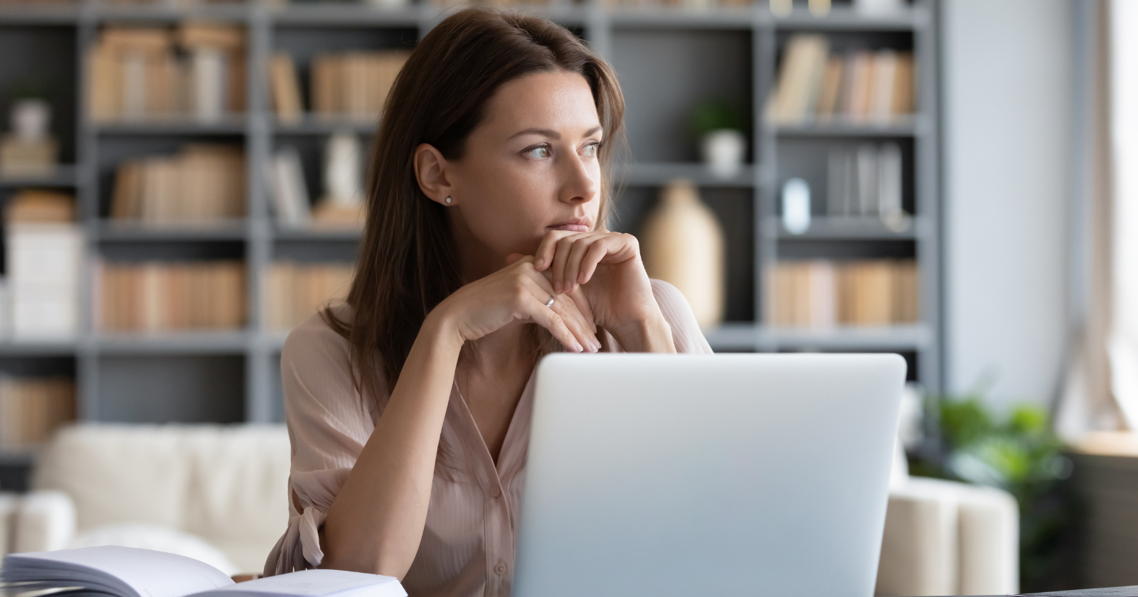 8 signs you’re quietly dissatisfied with your life even though everything looks fine on paper