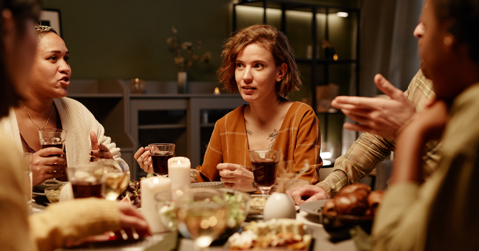 You can tell someone grew up feeling invisible if they do these 7 things during group conversations