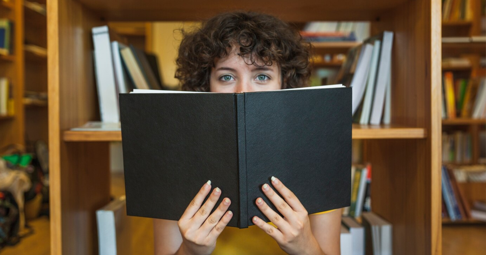 8 personality traits most well-read people develop without realizing it