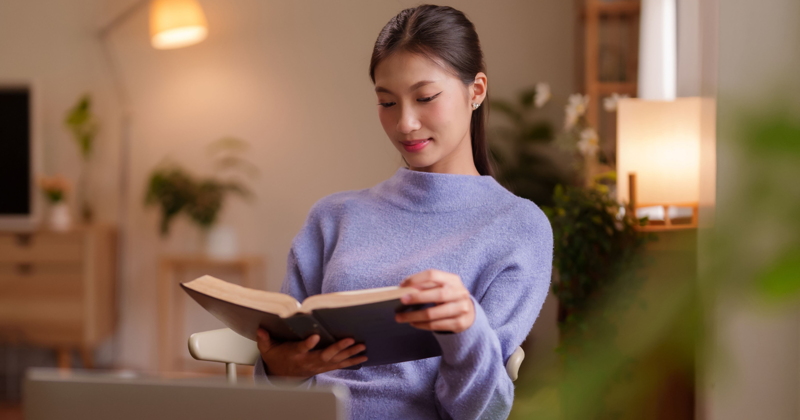 6 tiny daily actions that compound into massive life changes in just 1 year, according to leading life coaches