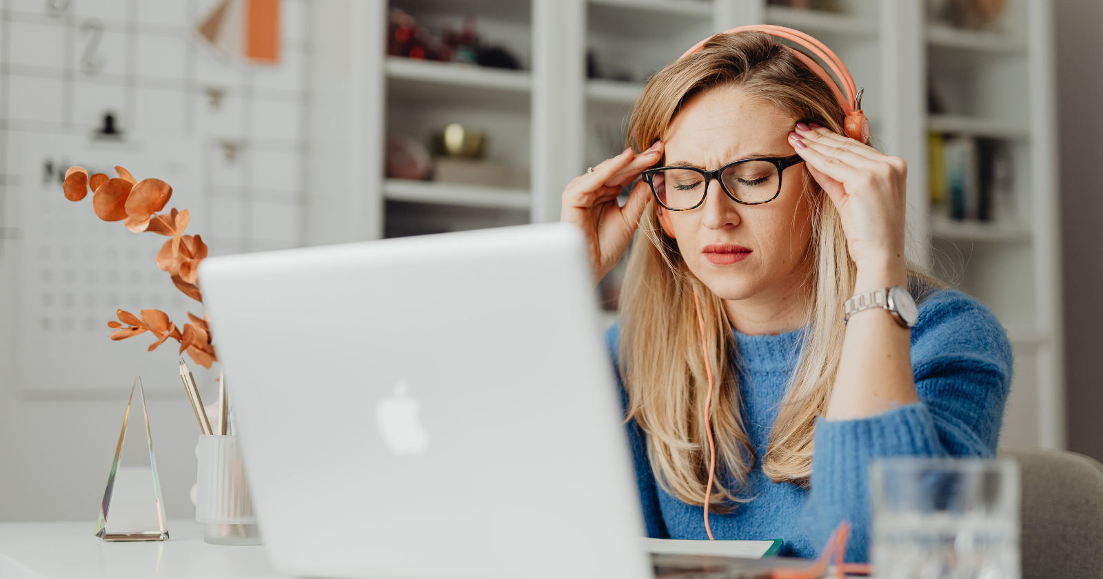 8 digital habits that quietly drain your happiness without you realizing it