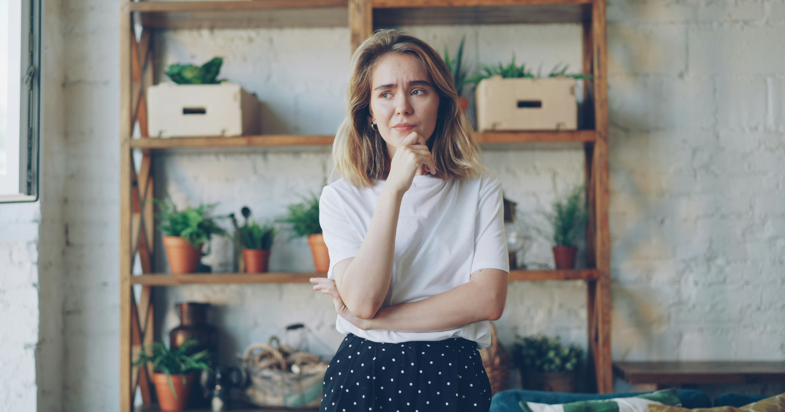 10 common body language mistakes that make you look less confident than you actually are