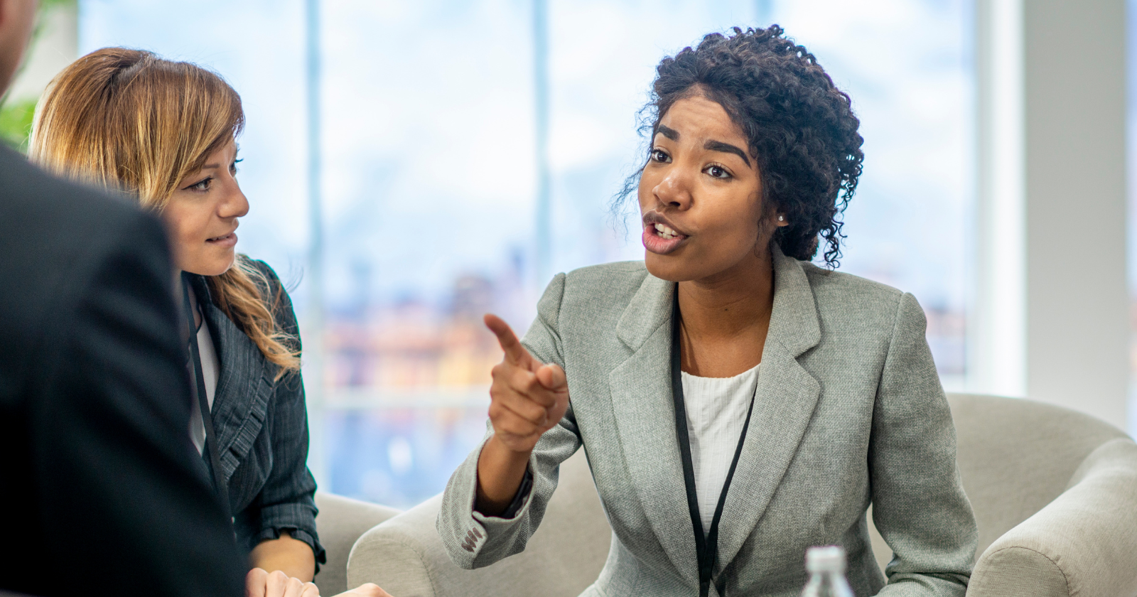 10 phrases emotionally intelligent people use mid-argument that completely disarm the other person without them realizing what just happened - Silicon Canals