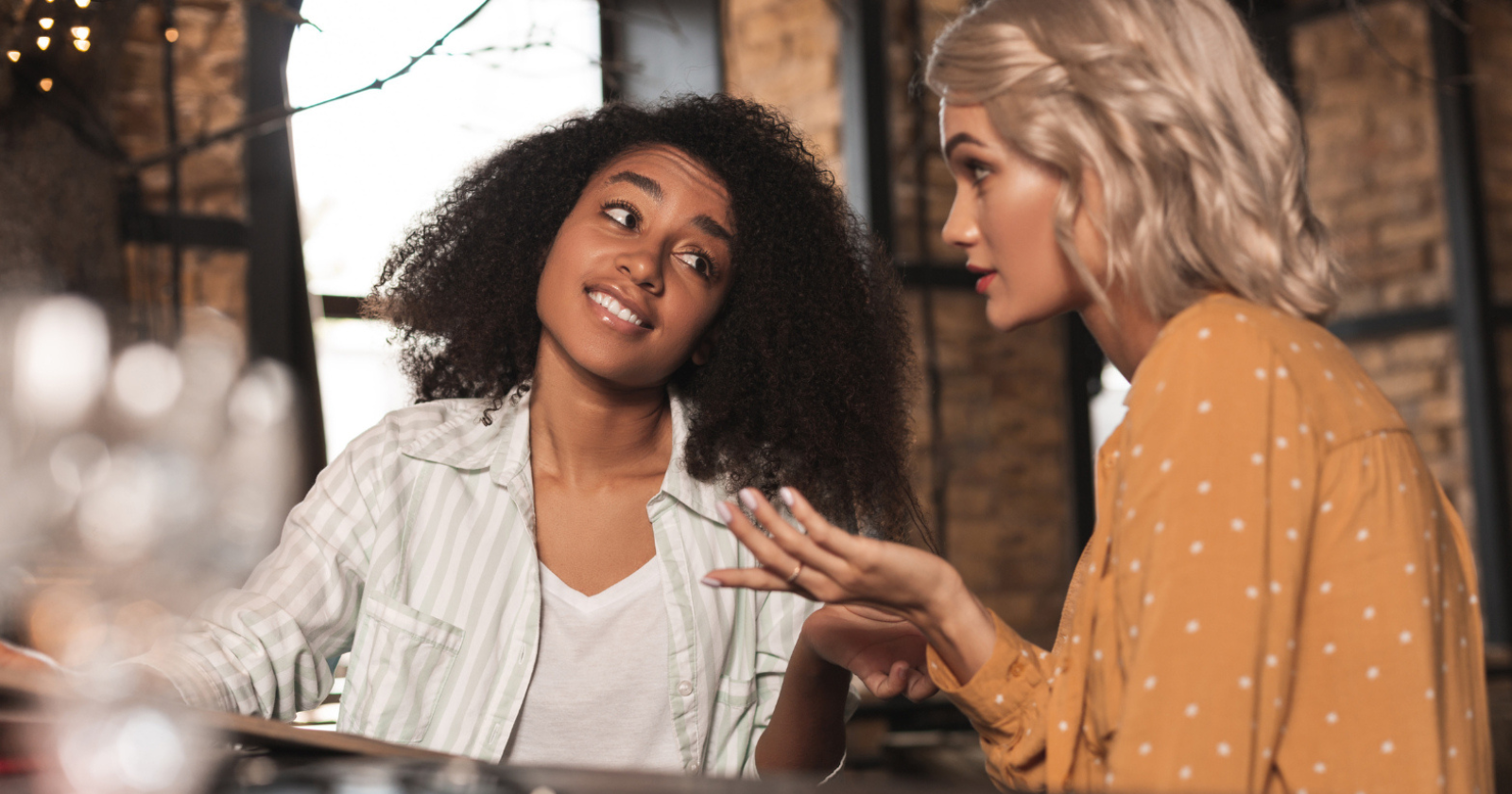 10 subtle behaviors that reveal someone isn't actually a good person, even if everyone likes them - Silicon Canals