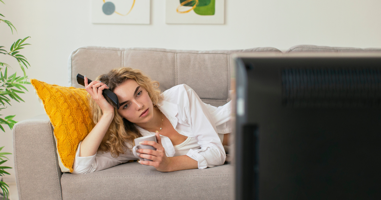 Can't stop binge-watching? Study links it to loneliness - Silicon Canals