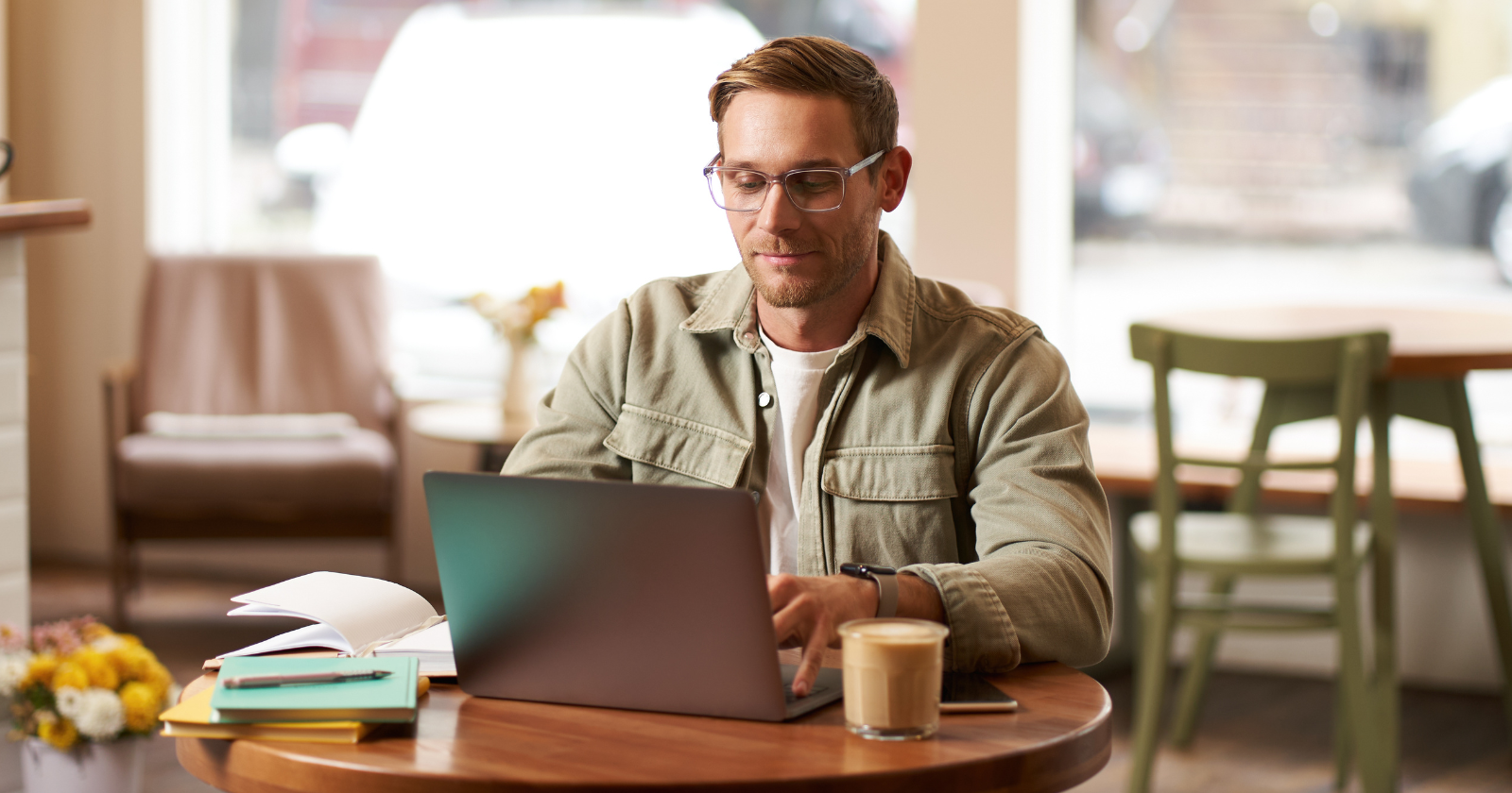 People who accomplish more before 9am than most do all day usually share these 8 quiet habits