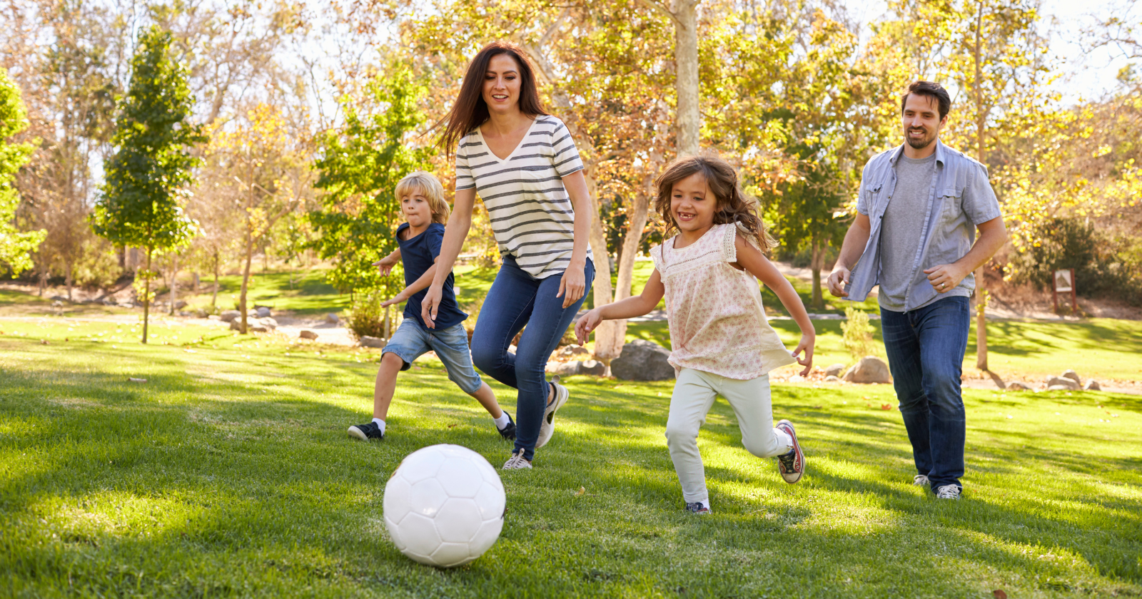 7 things working-class people do with money that wealthy people secretly wish they'd learned - Silicon Canals