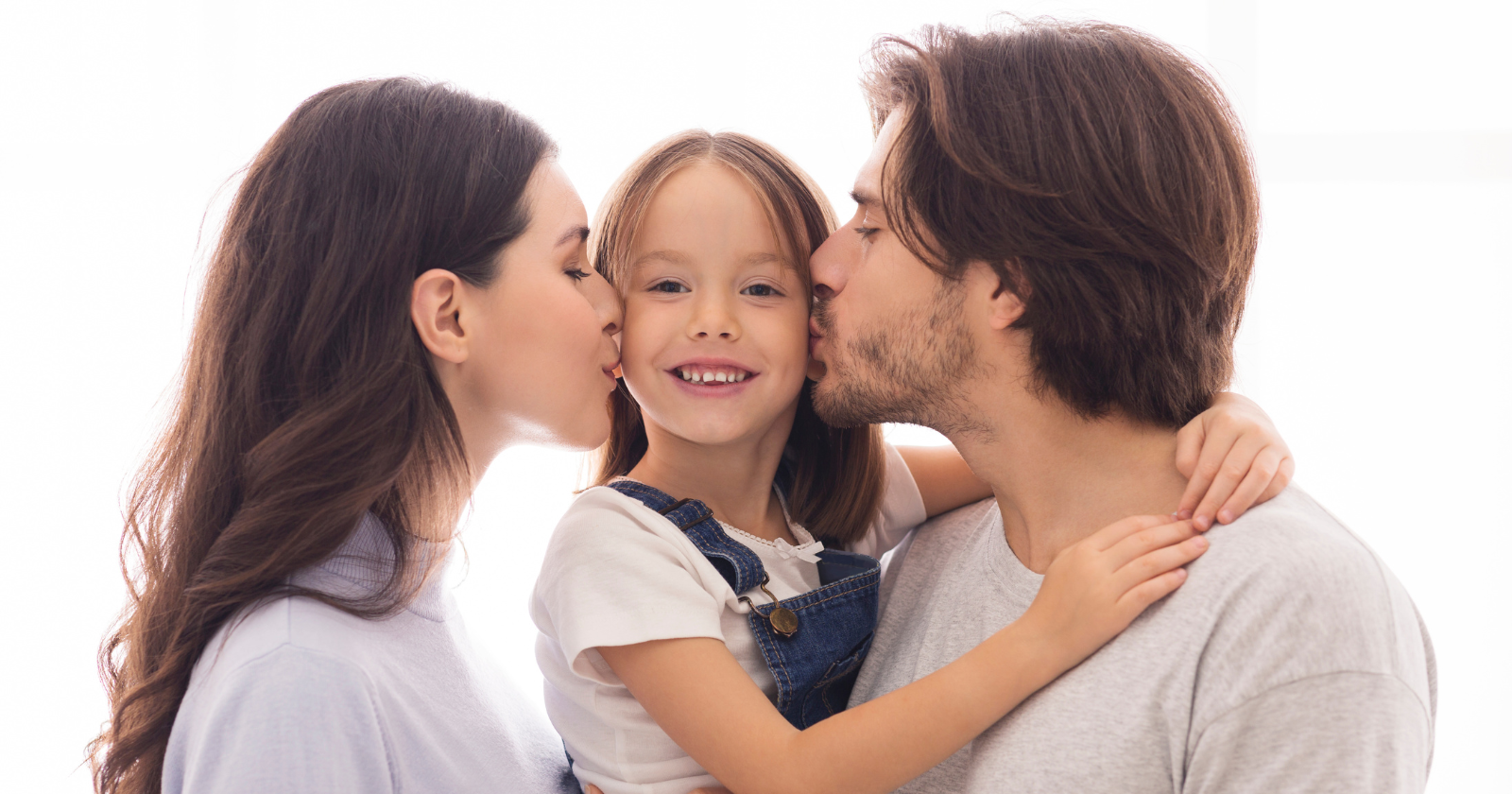 If your childhood had these 8 small moments, you were more loved than you probably realized - Silicon Canals