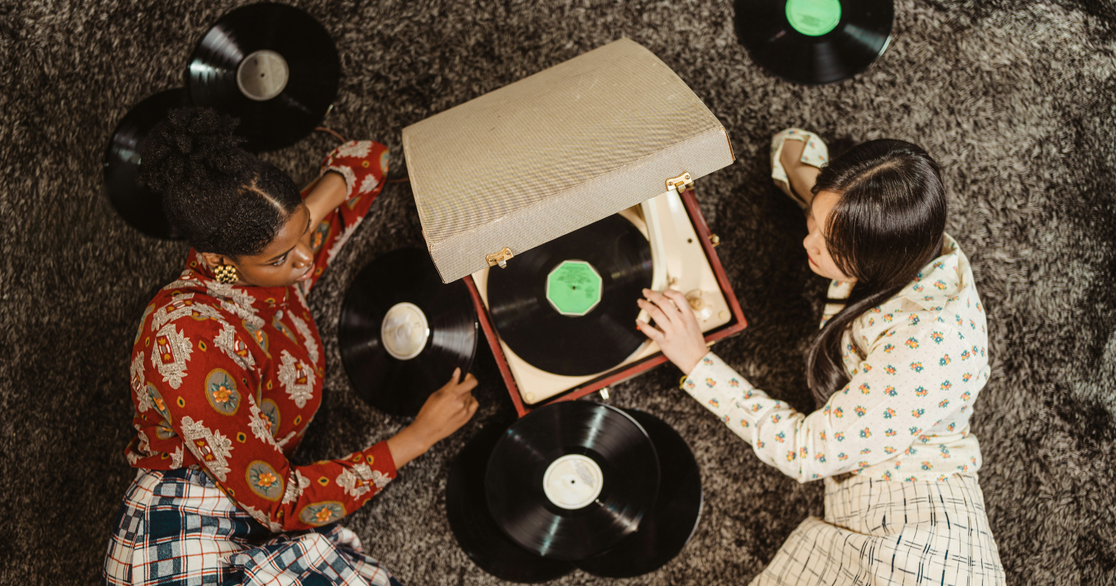 5 boomer-era hobbies making a comeback among people who are tired of screens - Silicon Canals