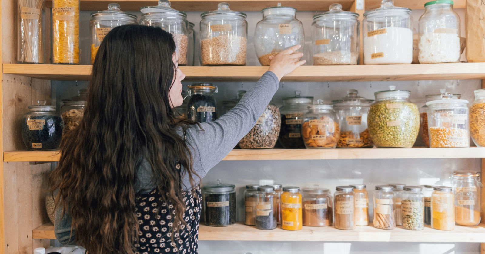 6 expired pantry items most people keep using that could make you sick - Silicon Canals