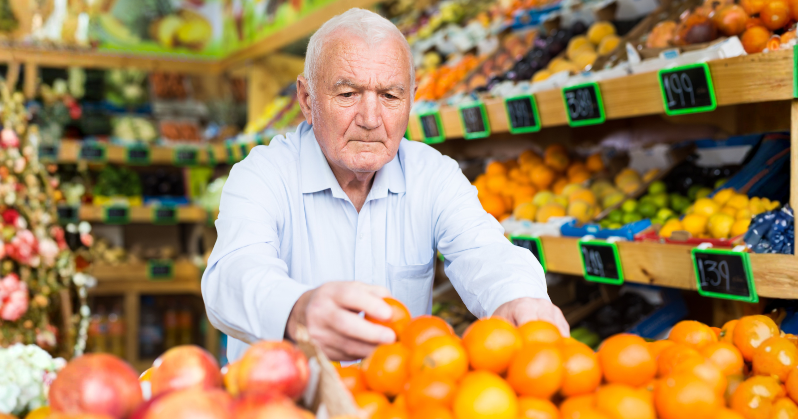 9 things people over 65 do at the grocery store that drive younger shoppers crazy but actually make sense - Silicon Canals