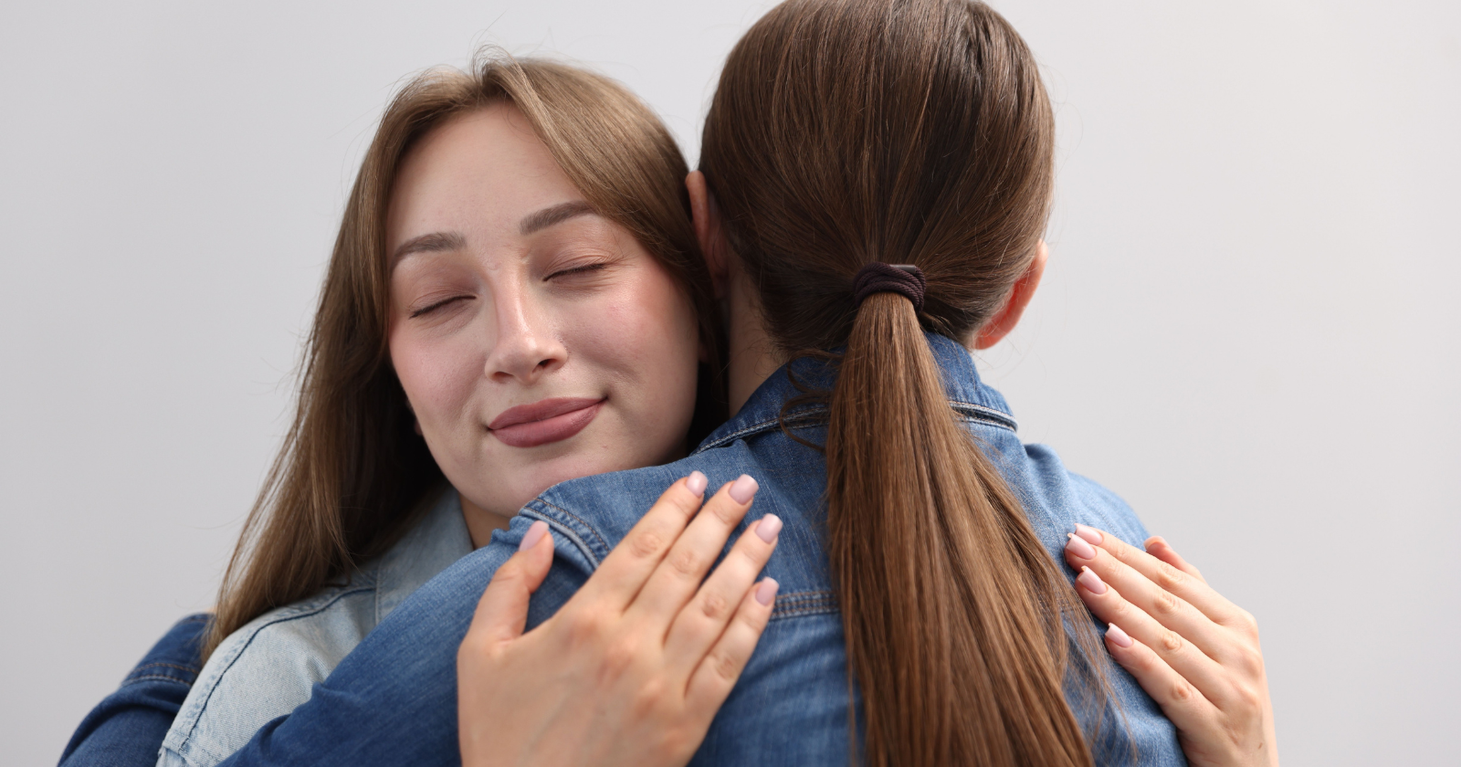 The art of the late apology: 7 things that happen when someone finally says sorry after 10, 20, or 30 years — and why psychologists say the apology that comes decades late is often the only one that actually changes anything