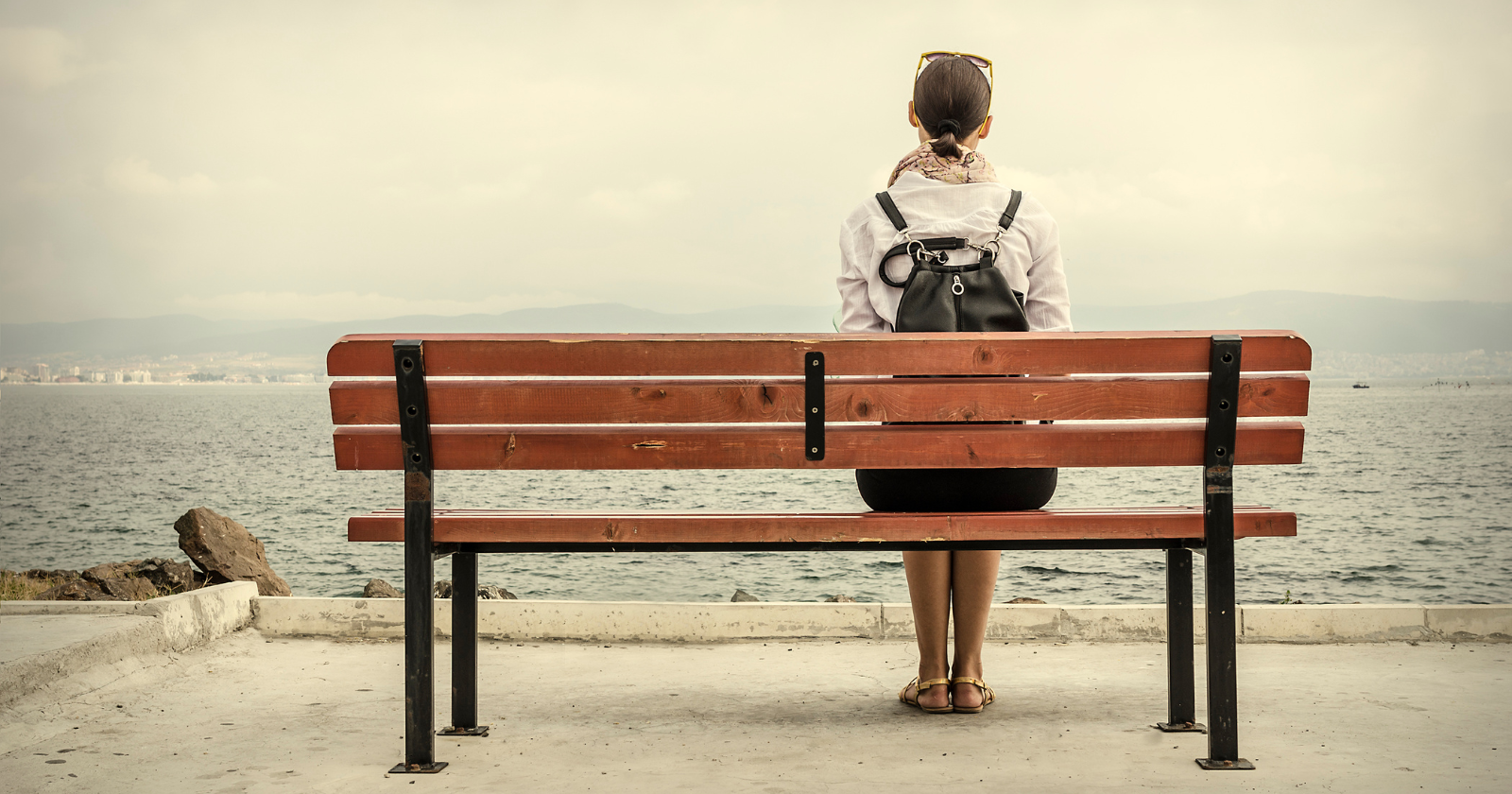 Psychology says preferring solitude over constant socializing is a subtle sign of these 7 unique traits - Silicon Canals