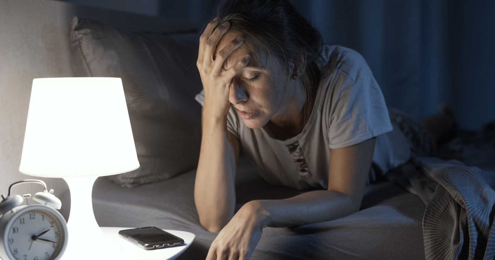 People who have dozens of acquaintances but no one they can call at 2 am usually display these 7 quiet traits, according to psychology - Silicon Canals