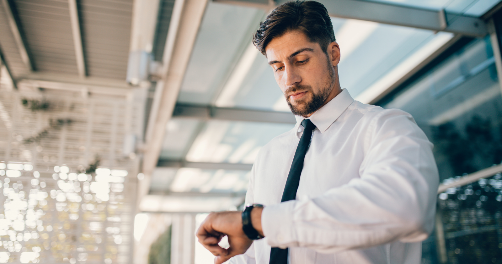 Psychology says people who always arrive 10 minutes early instead of right on time usually display these 9 traits most people never develop