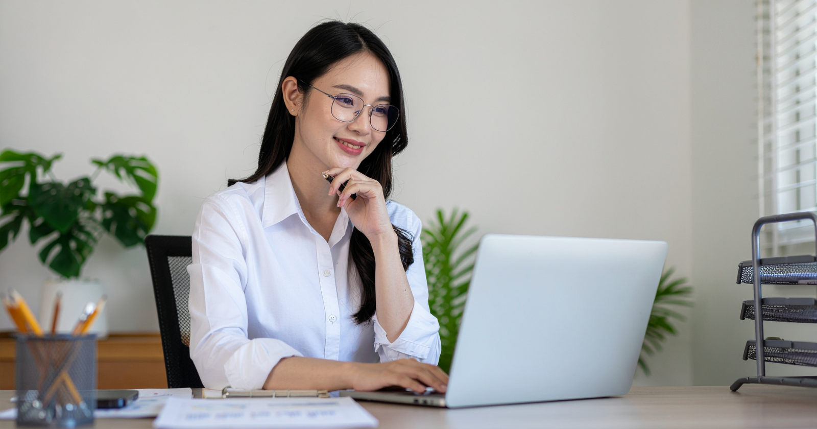 Psychology says people who prefer silence over background noise when they’re working through a problem share these 7 cognitive traits