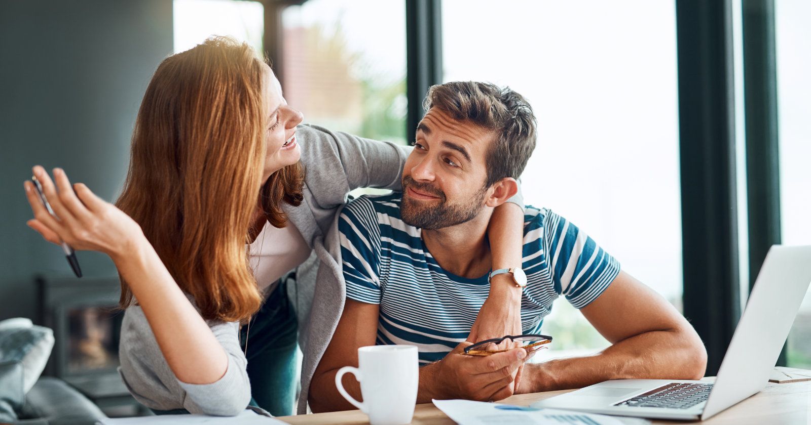 Psychology says women who were always told “you’re so independent” as children usually carry these 8 patterns into every relationship — and most of them aren’t strengths