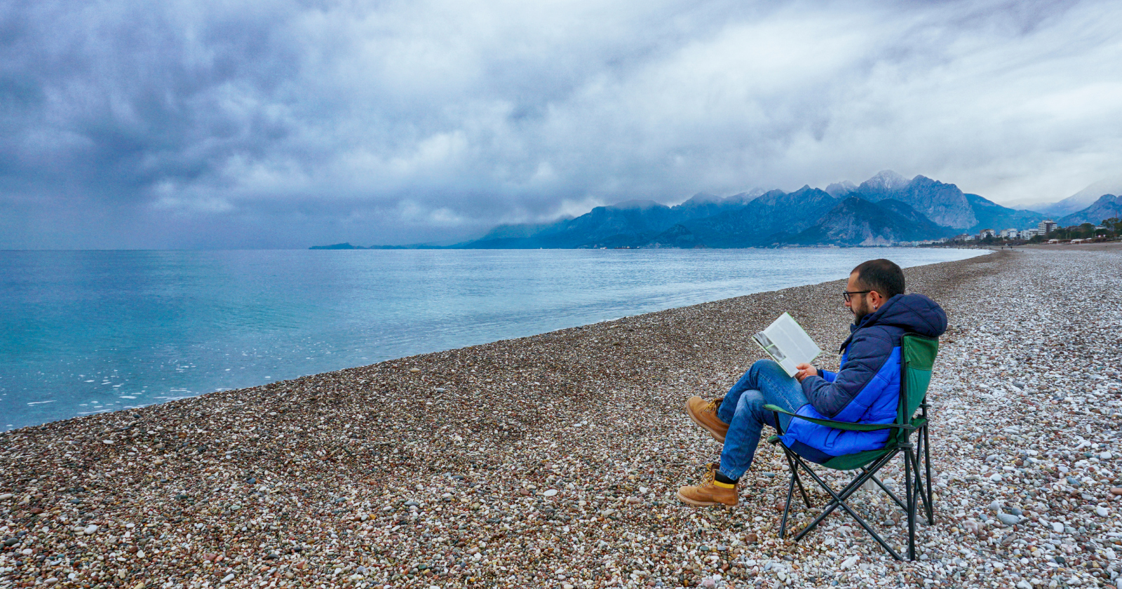 Psychology says if you need a full day alone to recover after social events, you likely possess these 7 cognitive gifts - Silicon Canals