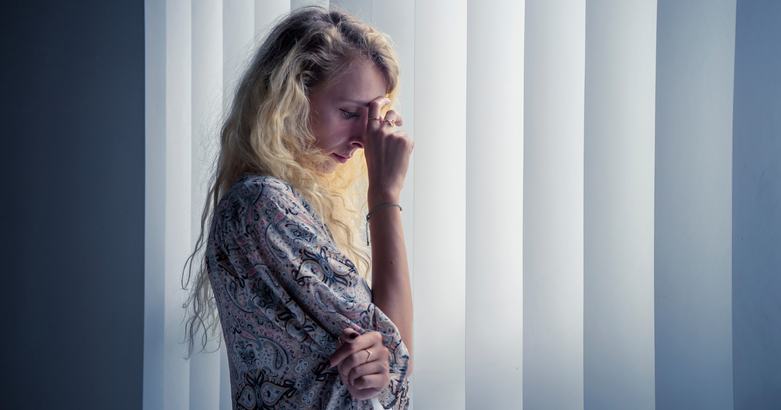 Struggling with loneliness? Psychology says these 8 behaviors might be why