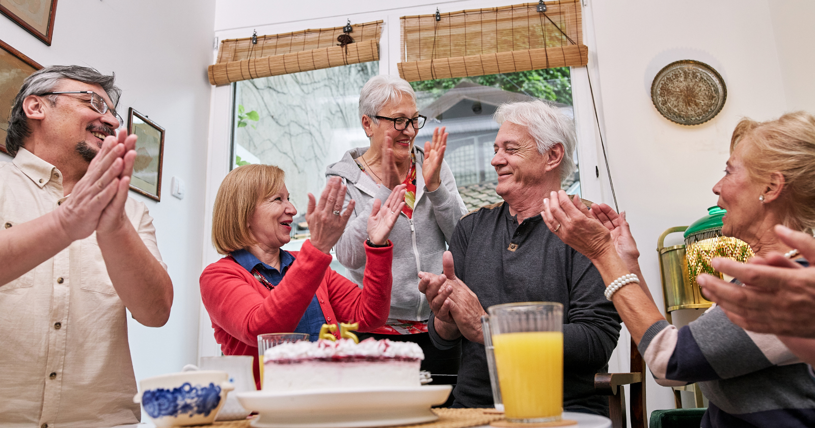 The art of being the oldest person in the room: 7 habits of people over 60 who never feel invisible in younger company - Silicon Canals