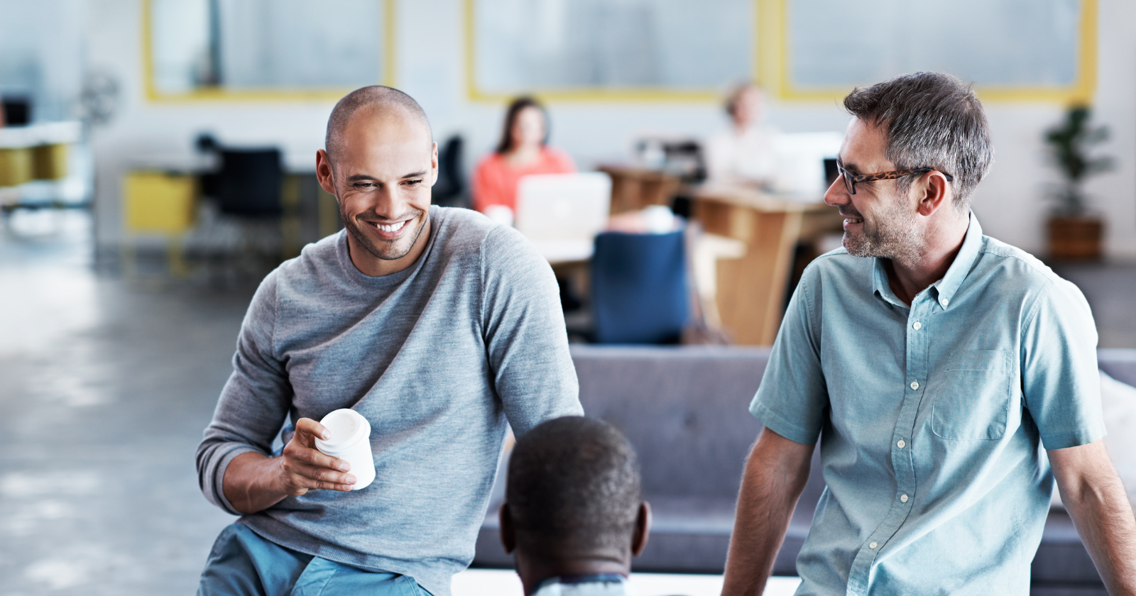 Psychology says if you bring up these 9 topics in a conversation you have below-average social skills - Silicon Canals