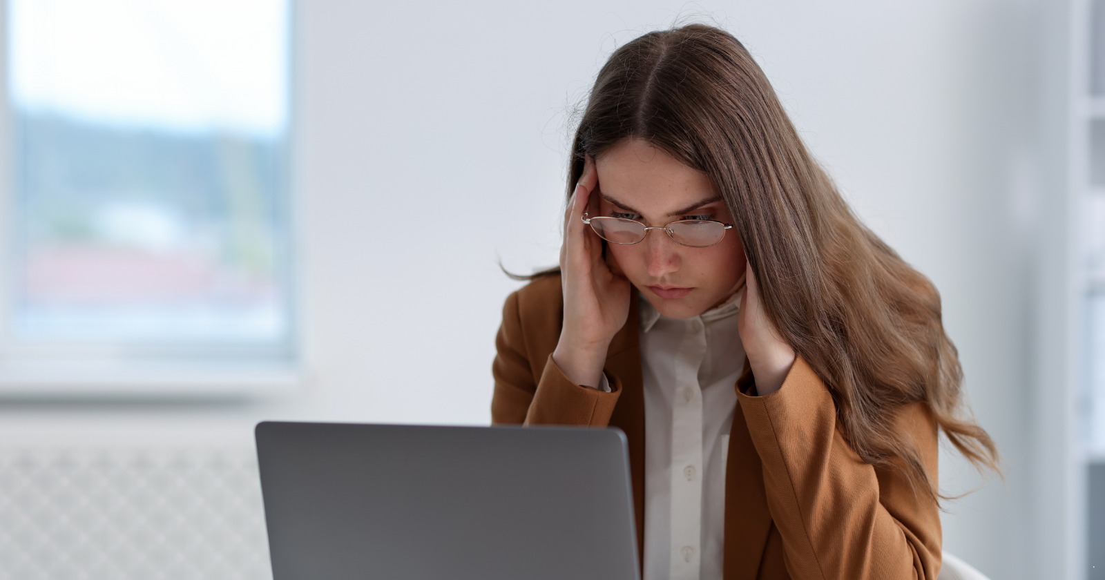 If you're smart but feel like a failure, psychology says say you likely have these 8 traits - Silicon Canals