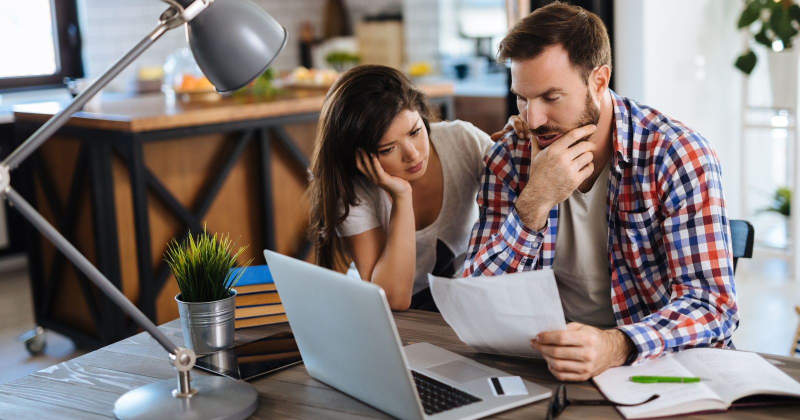 8 things lower-middle-class families spend money on in tech that wealthy families would never consider - Silicon Canals