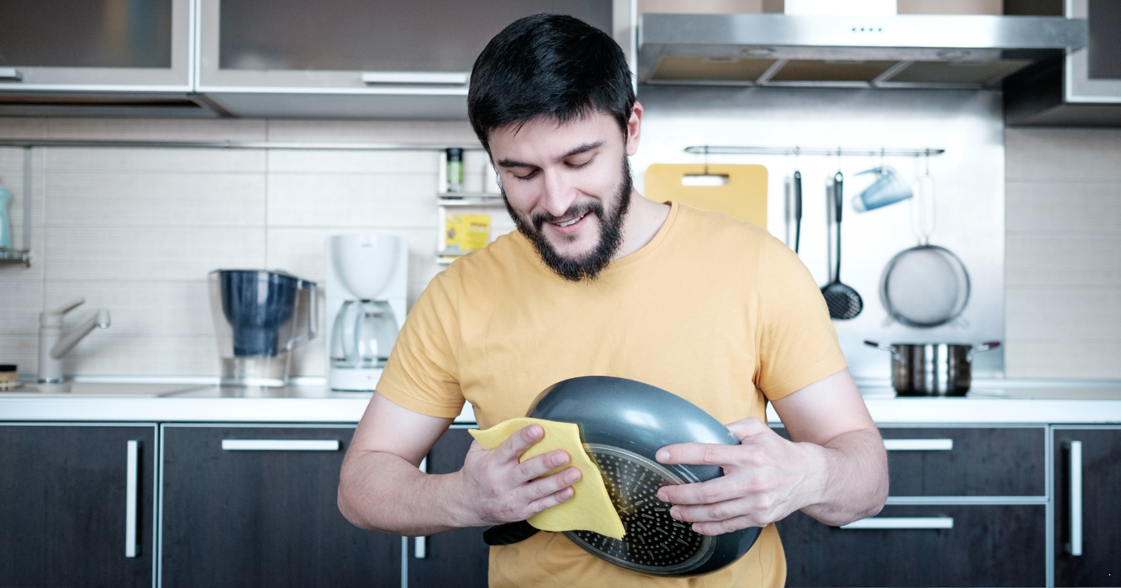 People who wash dishes immediately after cooking usually have these 9 personality traits linked to mental clarity