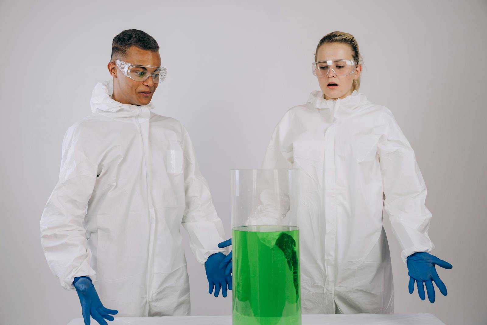 AI companies are hiring chemical weapons experts for safety - while embedded in military systems - Silicon Canals