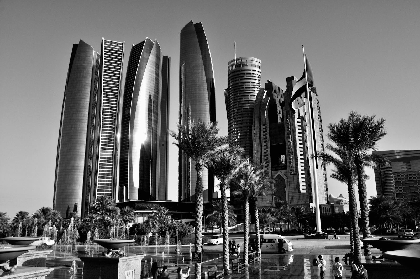 The UAE just signed AI deals with both Washington and Beijing in the same week. Nobody in either capital objected - Silicon Canals