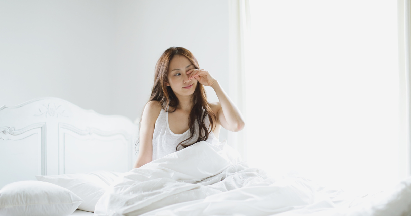 Psychology says people who set an alarm but always wake up five minutes before it goes off aren't light sleepers - they're people whose body never fully trusts that anything external will show up when it's supposed to, so their nervous system runs its own backup system just in case, and that five-minute head start on the day isn't a habit, it's a person who learned very early that depending on something outside yourself to wake you up is a risk their body isn't willing to take - Silicon Canals