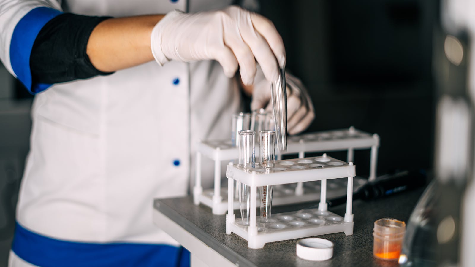 Contaminated food batches routinely reach shelves because lab results take days - and a quiet German sensor startup just raised 2.6M on a bet that the new compliance baseline is hours - Silicon Canals