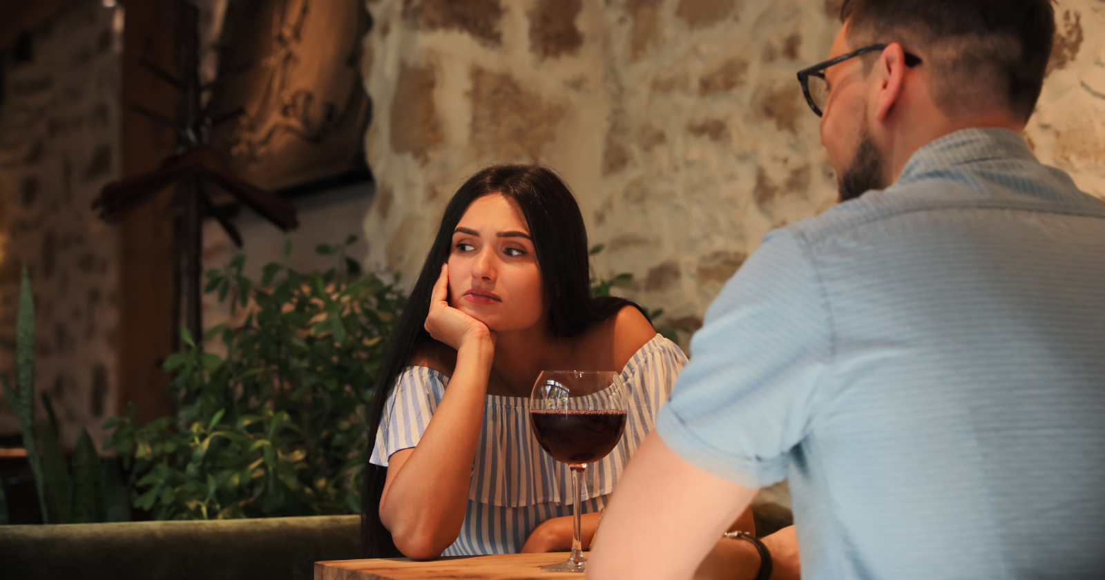 9 Verbal Habits That Signal Poor Social Skills — And What They Reveal About Communication Intelligence
