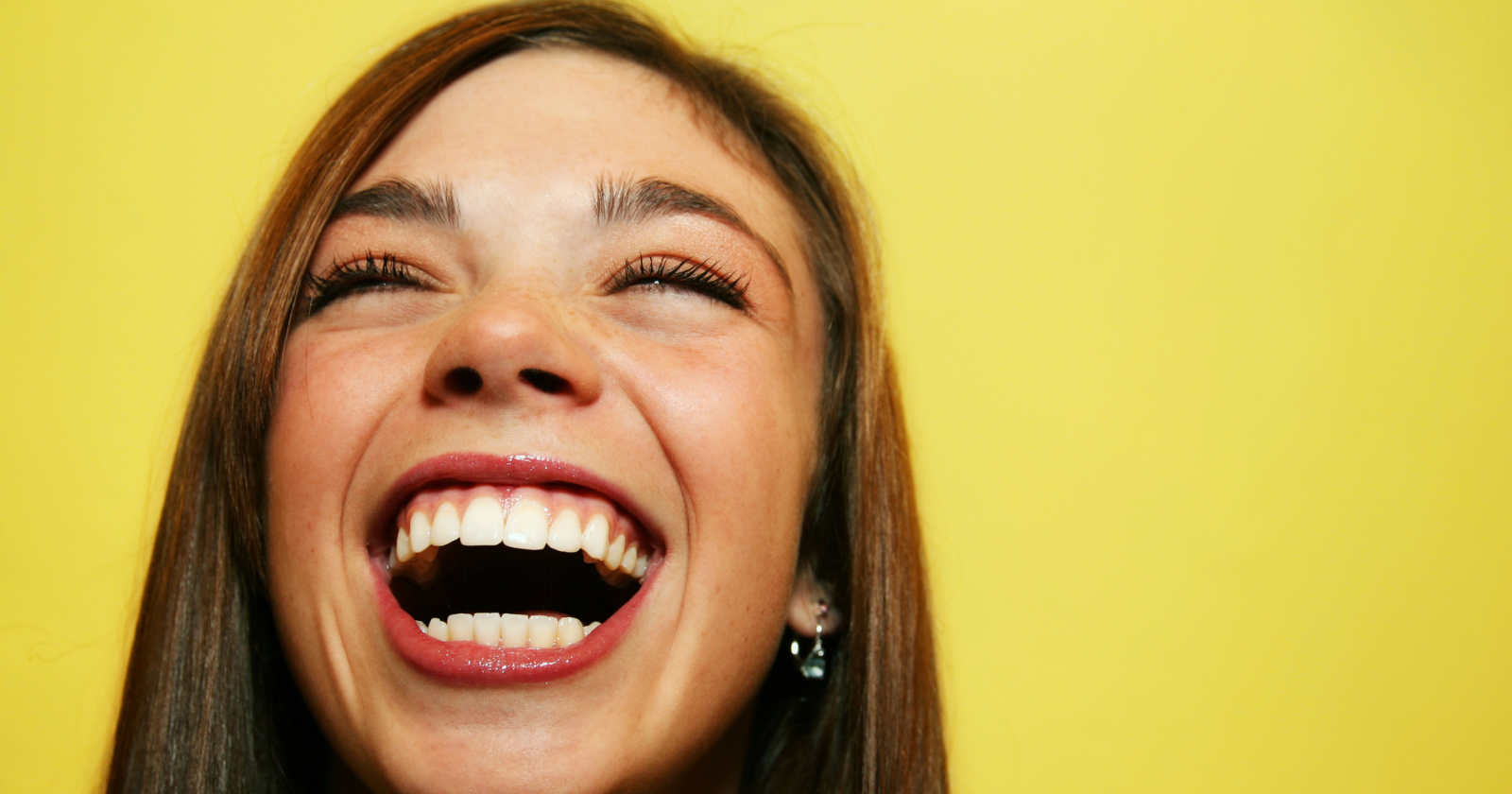 Psychology says people who default to humour in tense situations aren't deflecting or immature — they're often carrying a grief so practised it has become invisible even to themselves