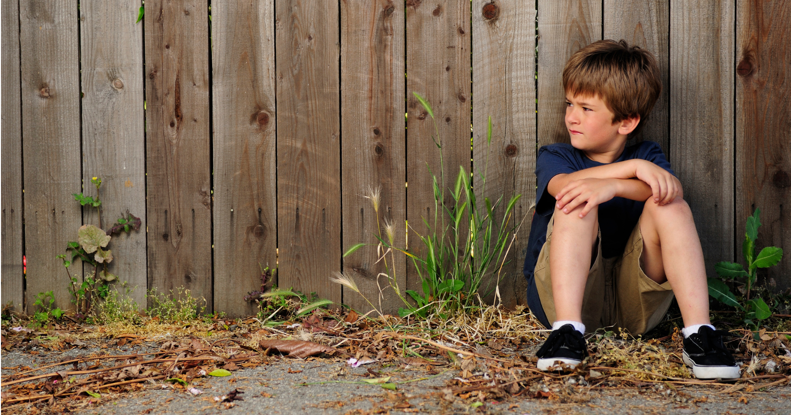 Psychology says people who grew up in homes where affection was unpredictable often spend their adult lives doing something called hypervigilance to rejection — scanning every relationship for the early signs that the warmth is about to go cold