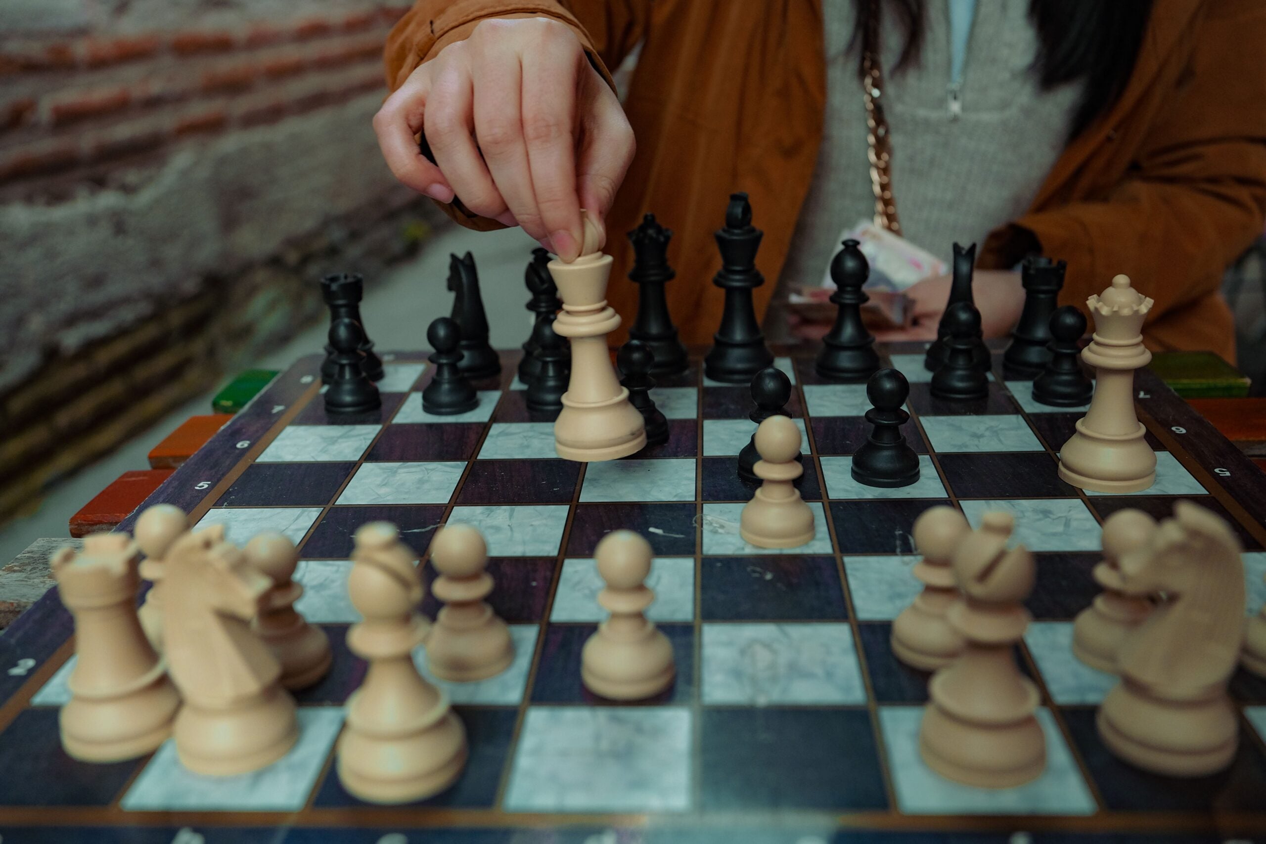 A 2026 analysis of more than 215,000 moves by professional chess players found something deeply counterintuitive: faster decisions were consistently associated with better moves, even after researchers accounted for position complexity and time pressure — suggesting that among experts, hesitation can sometimes signal uncertainty rather than deeper thinking.