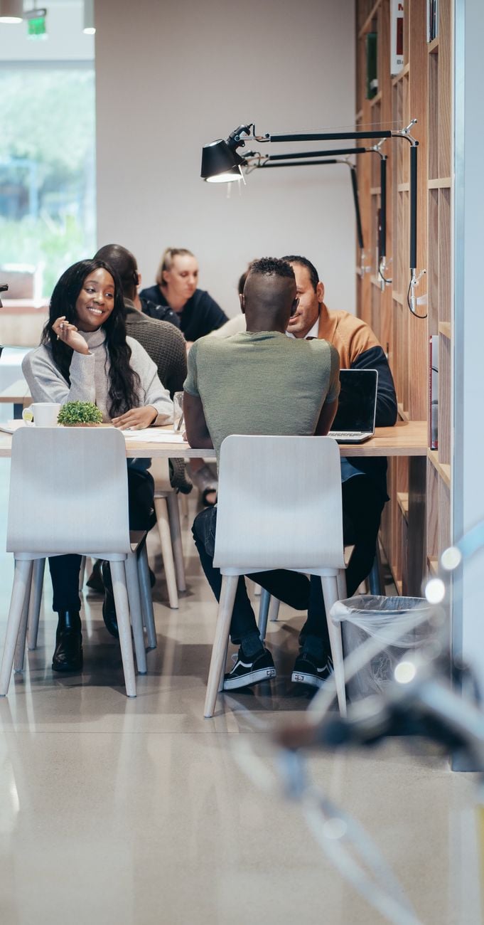 A 2009 study found that four-person groups solved a decision task more accurately when a socially distinct newcomer joined them, even though the same groups rated their own process as less confident and less effective