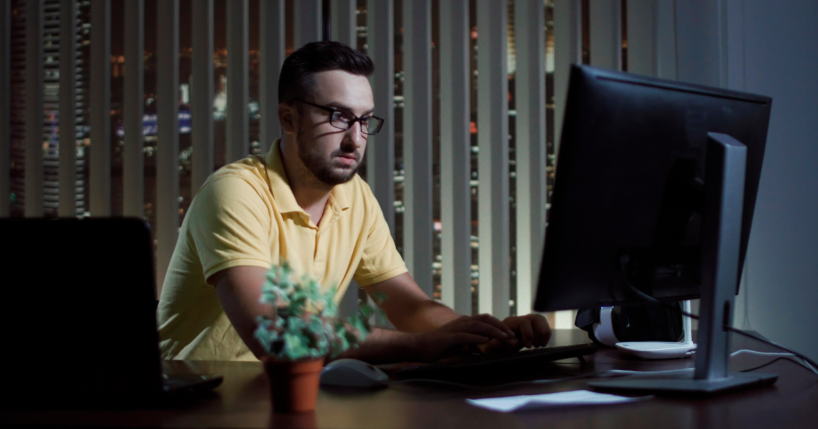 Psychology suggests people who have no real hobbies outside of work aren't always workaholics or driven —they’ve often built their entire sense of self inside a structure that gives them no signal when to stop